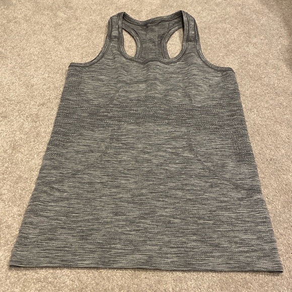 lululemon athletica Tops - ‼️LULULEMON‼️